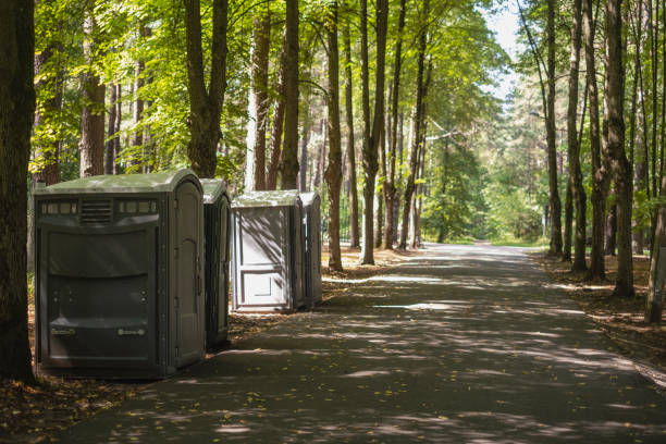 Best Porta potty delivery and setup  in Johnston, IA